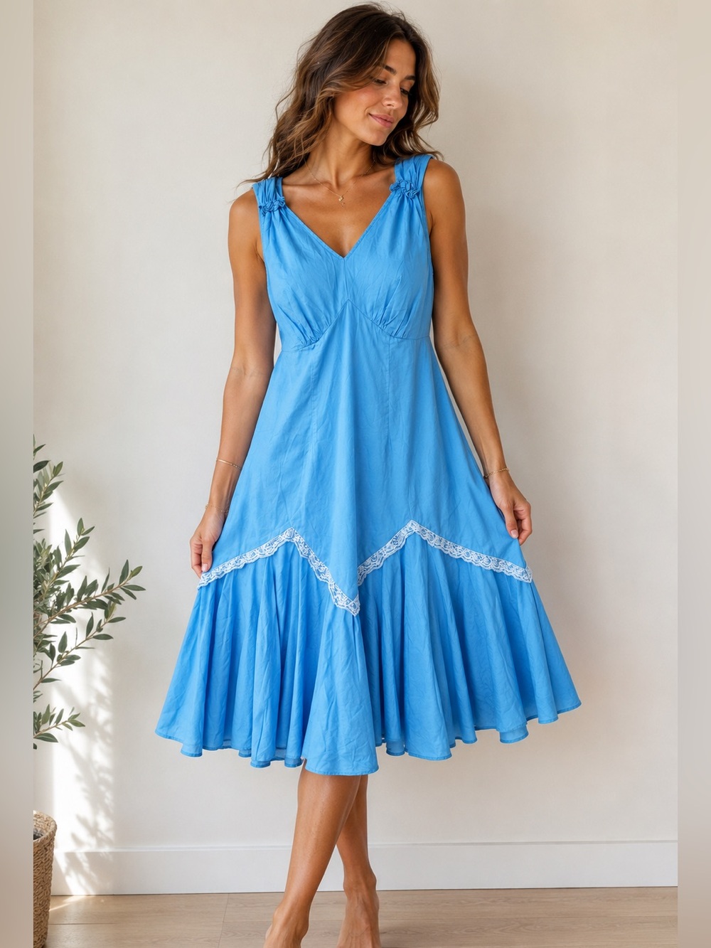 Bandolino Bright Blue Sleeveless V-Neck Midi Dress Lace Tiered Hem Coastal